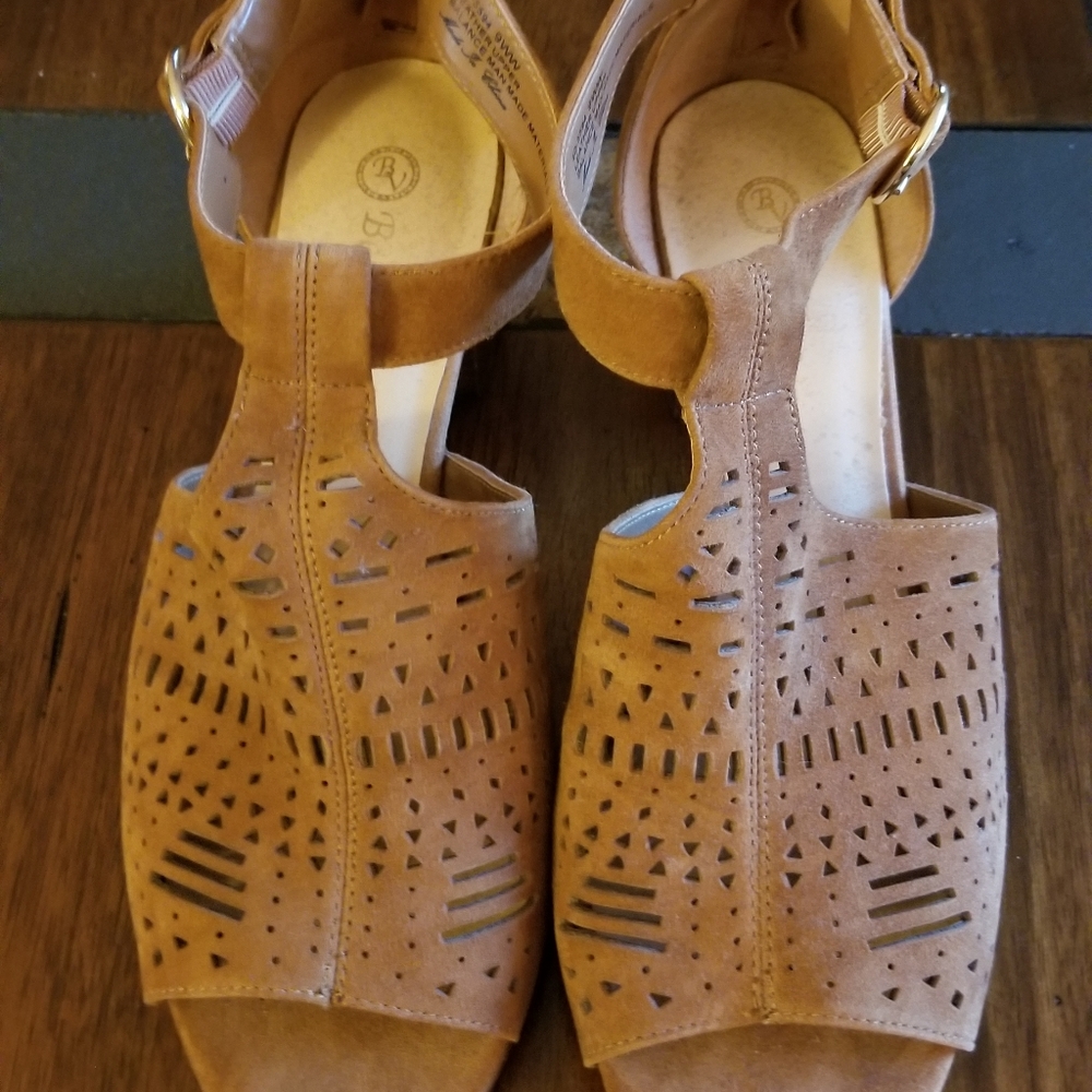 Bella Vita sandals sz 9WW